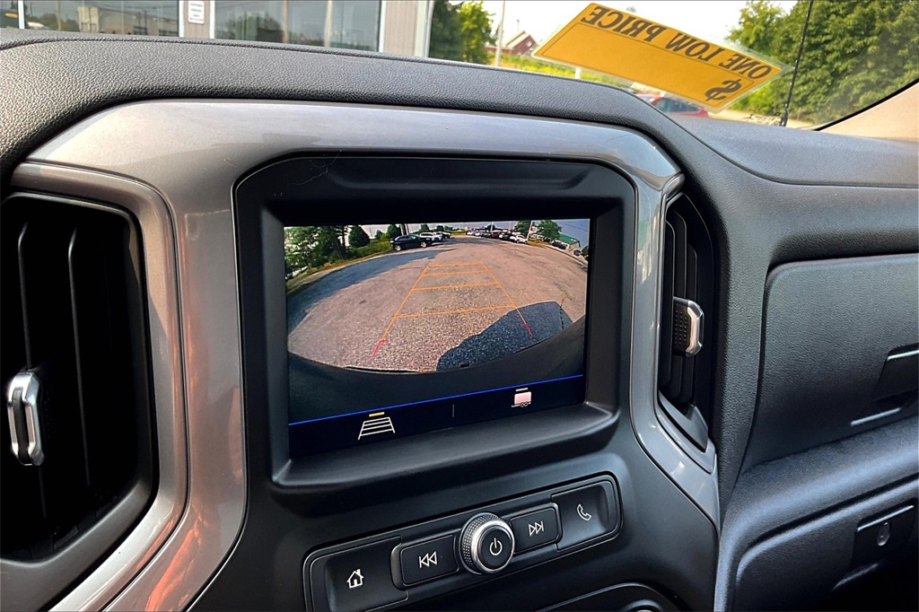 2022 Chevrolet Silverado 1500 LTD Custom - Photo 19
