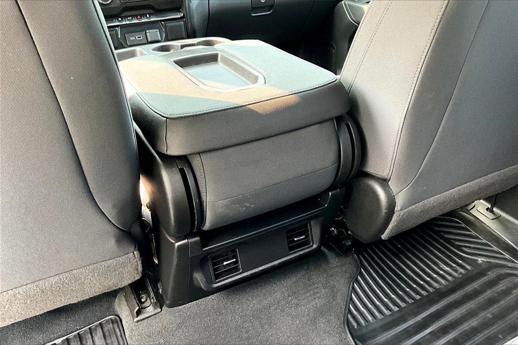 2022 Chevrolet Silverado 1500 LTD Custom - Photo 27