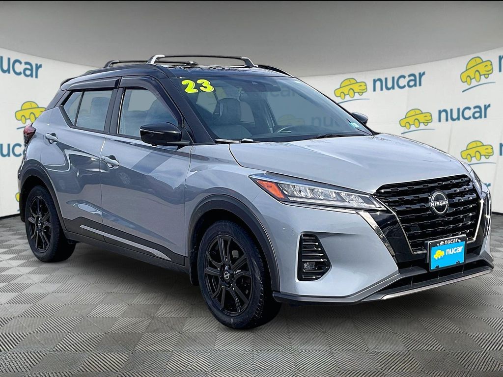 2023 Nissan Kicks SR