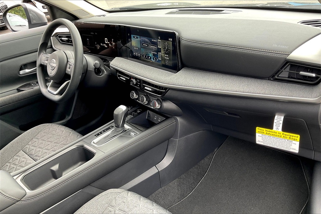 2025 Nissan Kicks SV - Photo 10