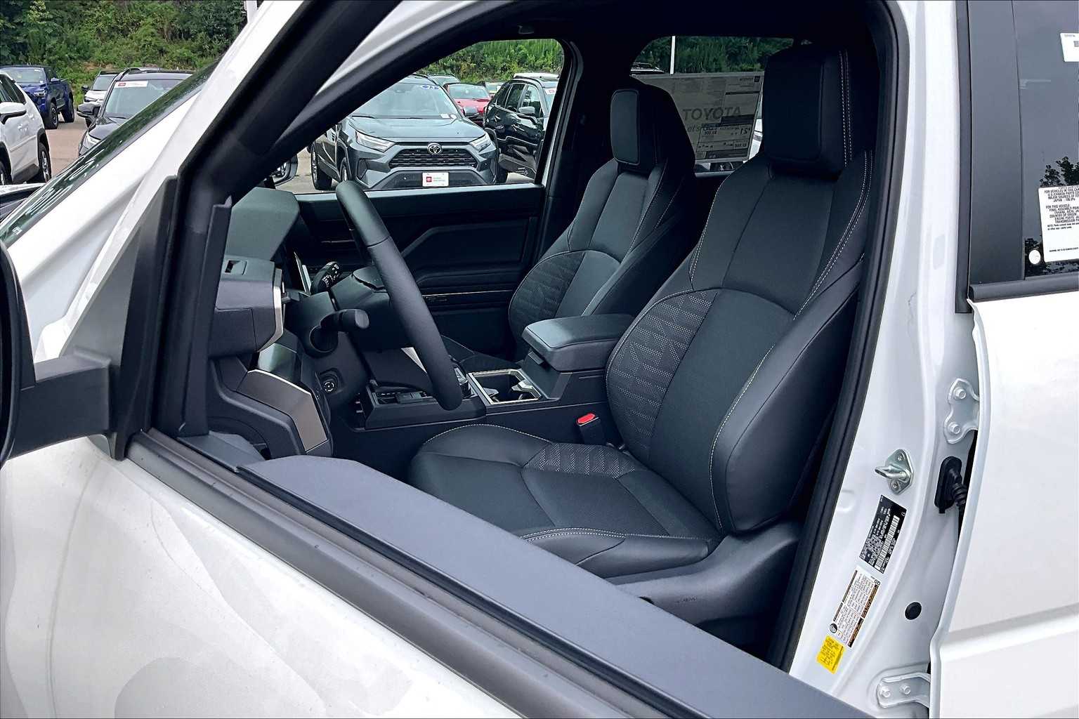 2025 Toyota 4Runner TRD Off Road Premium - Photo 11