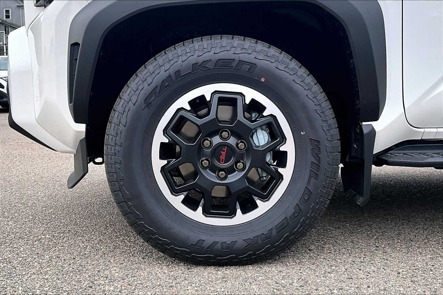 2025 Toyota 4Runner TRD Off Road Premium - Photo 8
