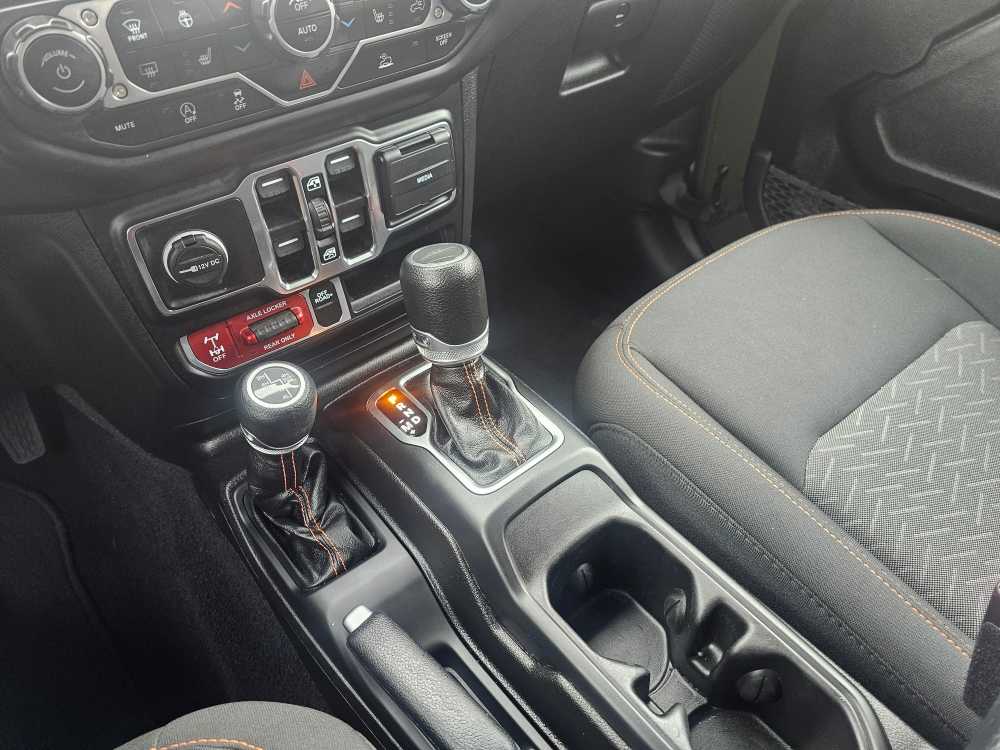 2023 Jeep Gladiator Mojave - Photo 14