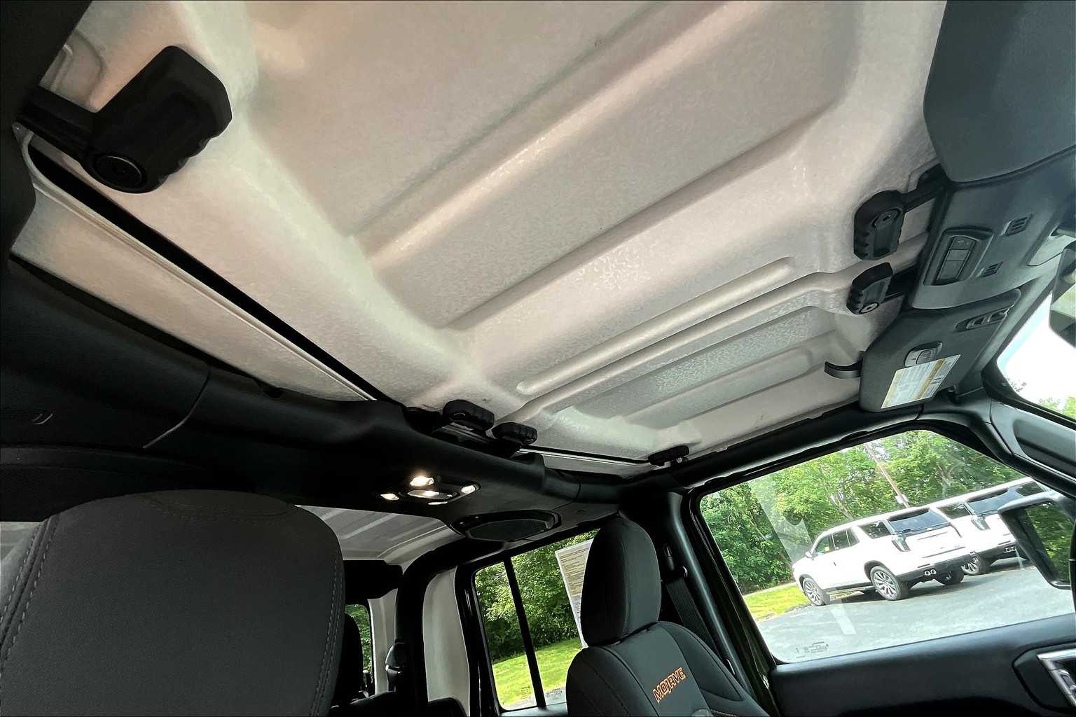 2023 Jeep Gladiator Mojave - Photo 22