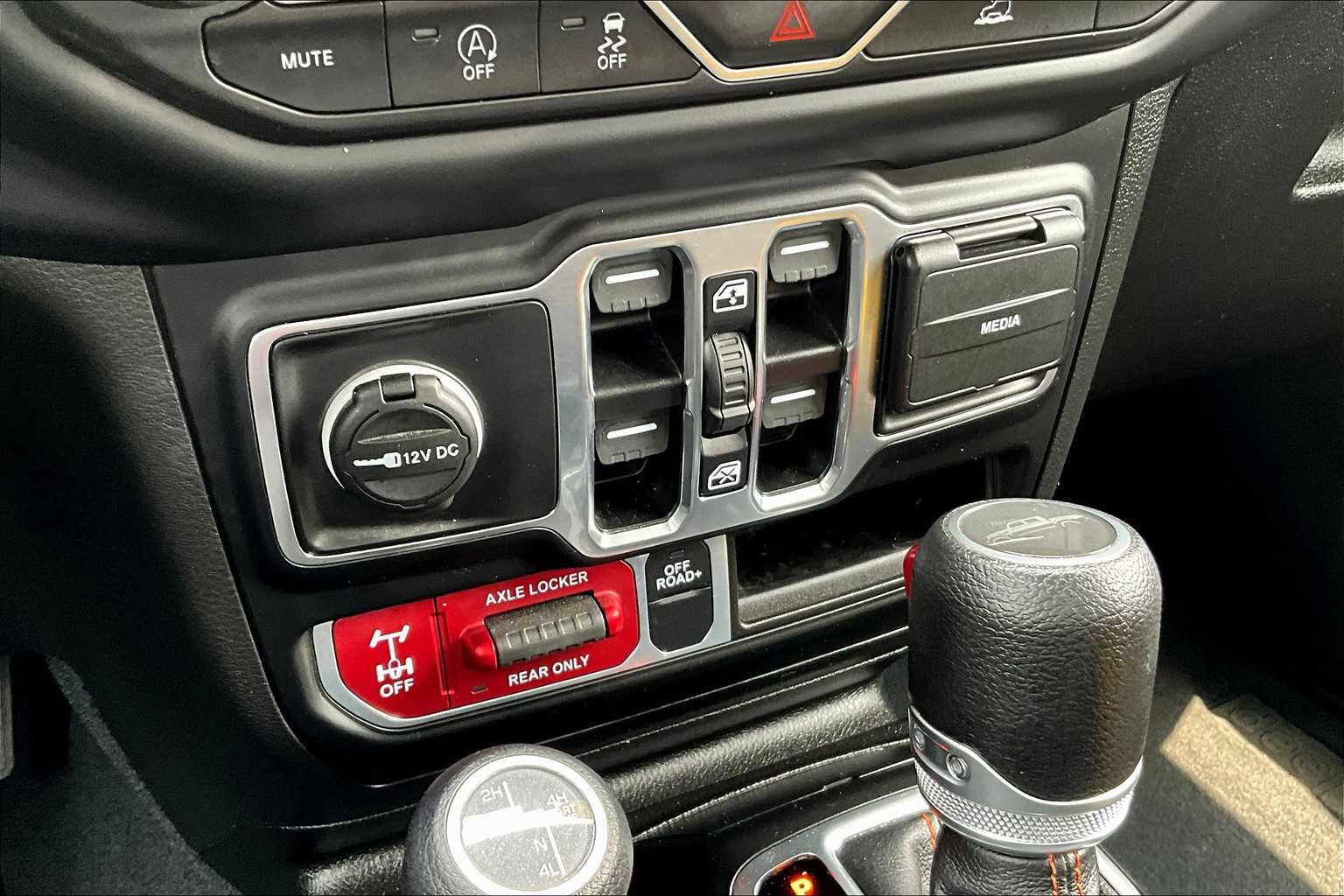 2023 Jeep Gladiator Mojave - Photo 27