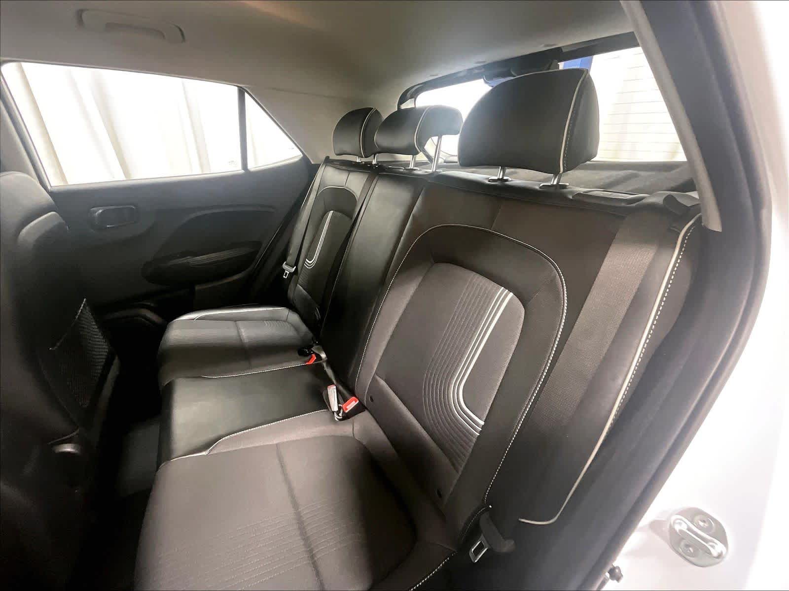 2023 Hyundai Venue Limited - Photo 15