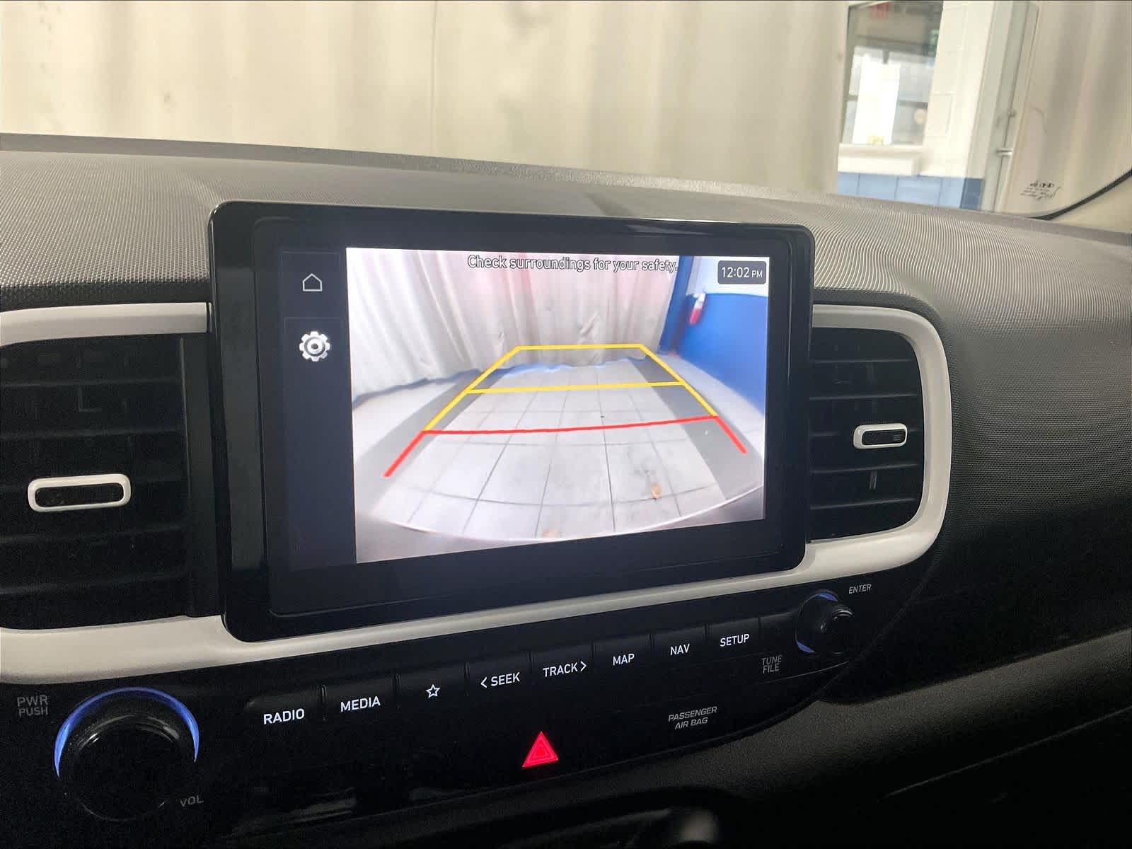 2023 Hyundai Venue Limited - Photo 19