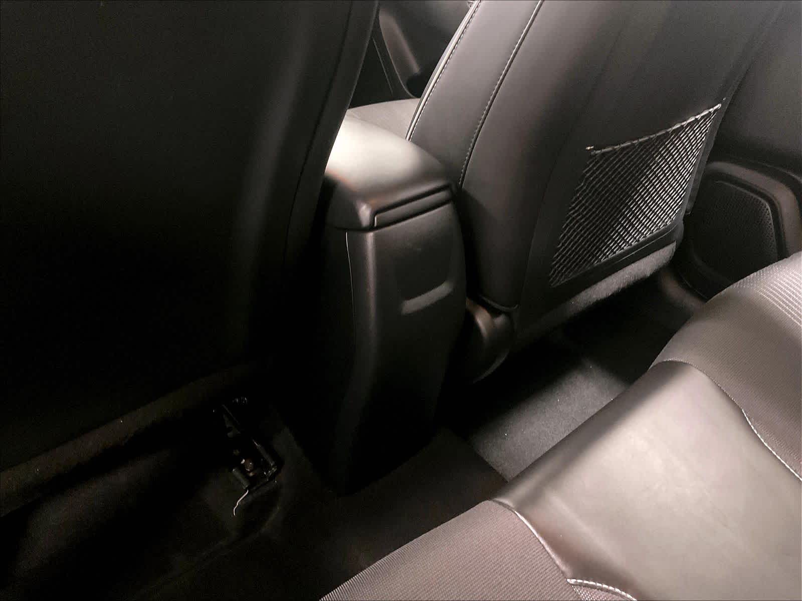 2023 Hyundai Venue Limited - Photo 27