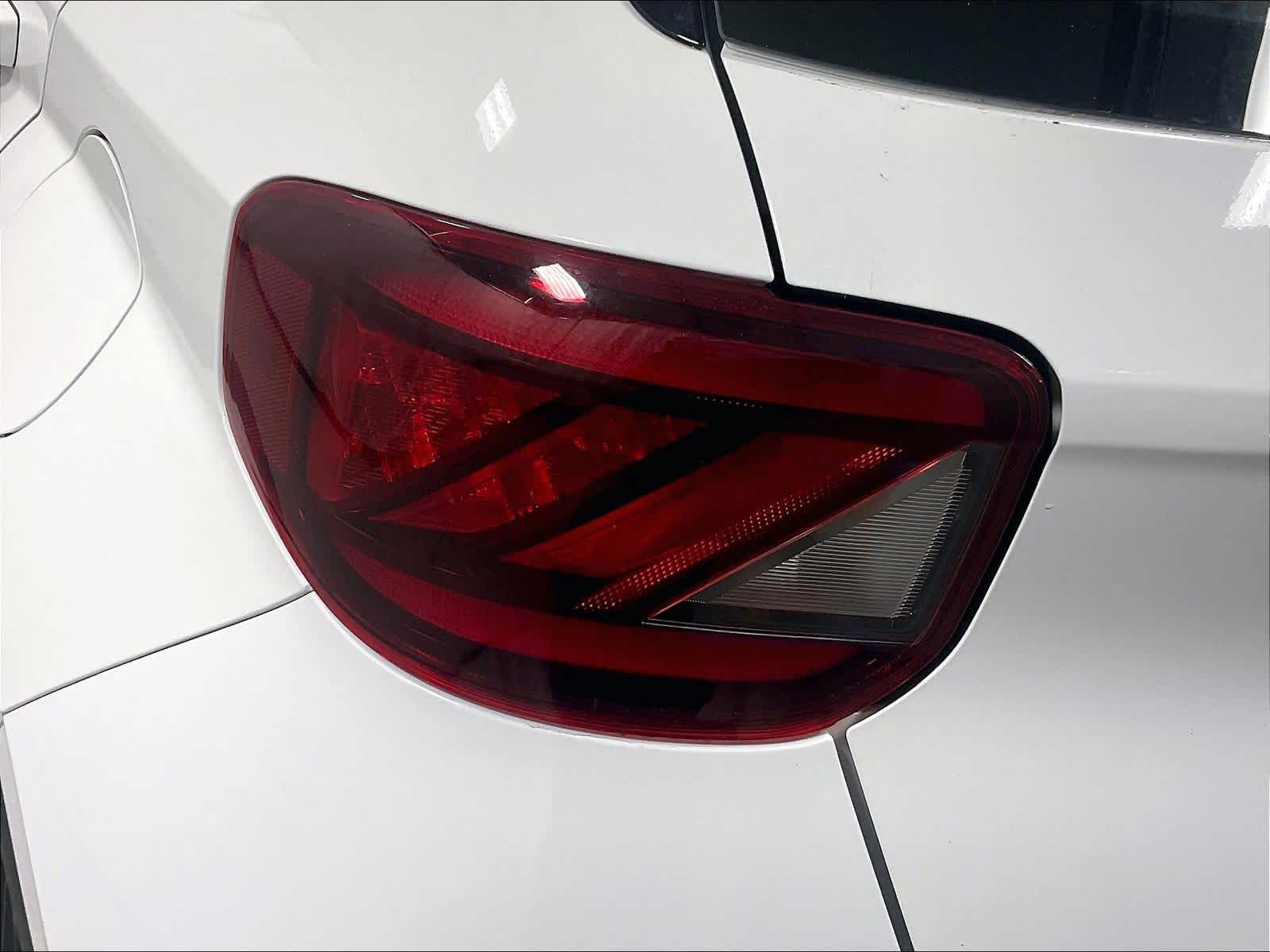 2023 Hyundai Venue Limited - Photo 33