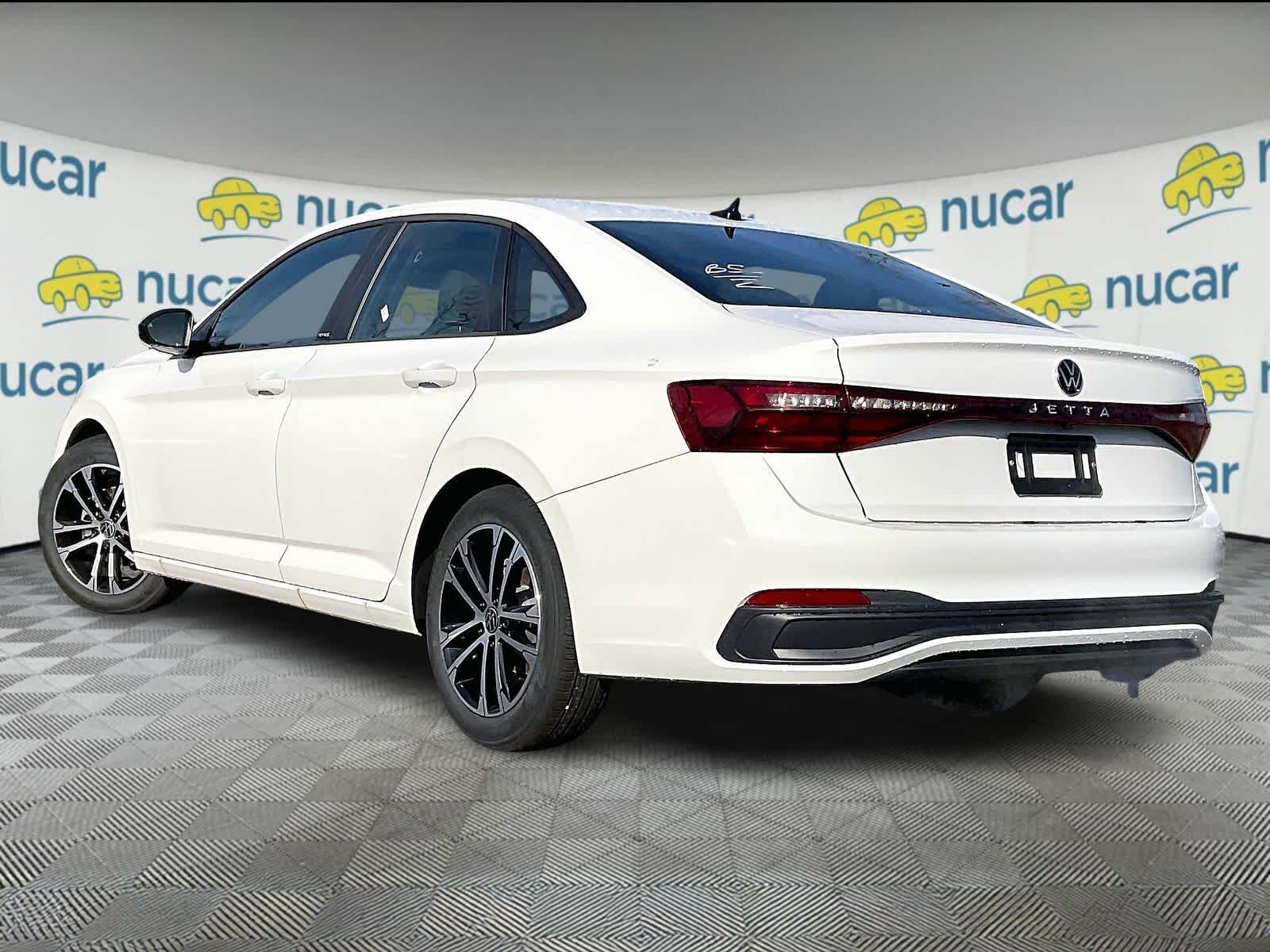 2025 Volkswagen Jetta Sport - Photo 5