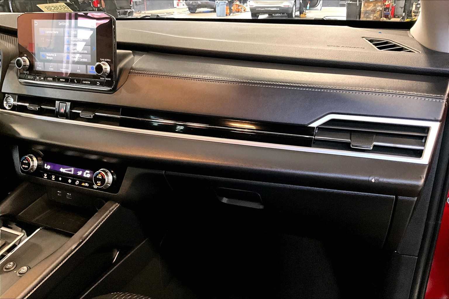 2022 Mitsubishi Outlander ES - Photo 13