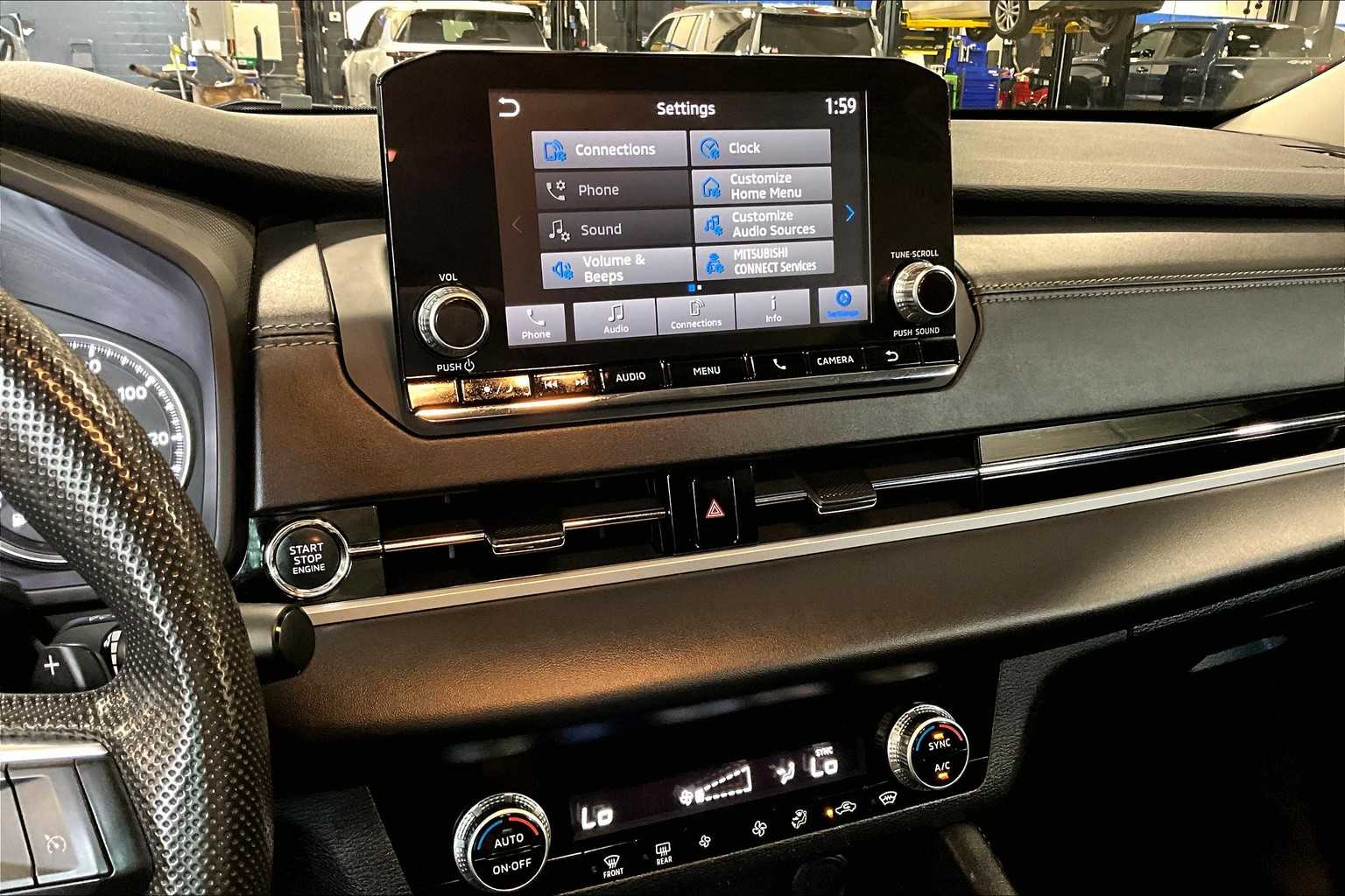 2022 Mitsubishi Outlander ES - Photo 19