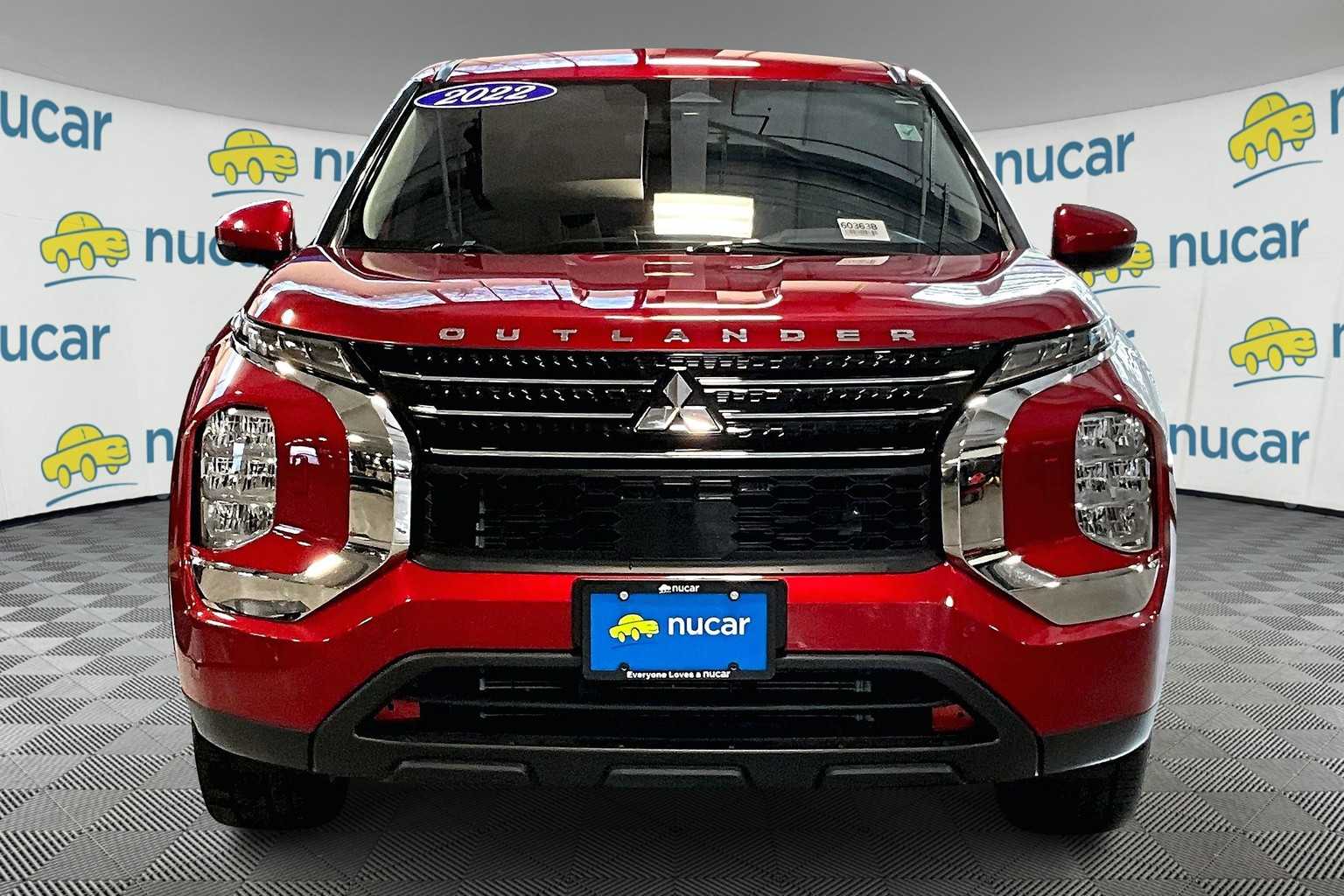 2022 Mitsubishi Outlander ES - Photo 2