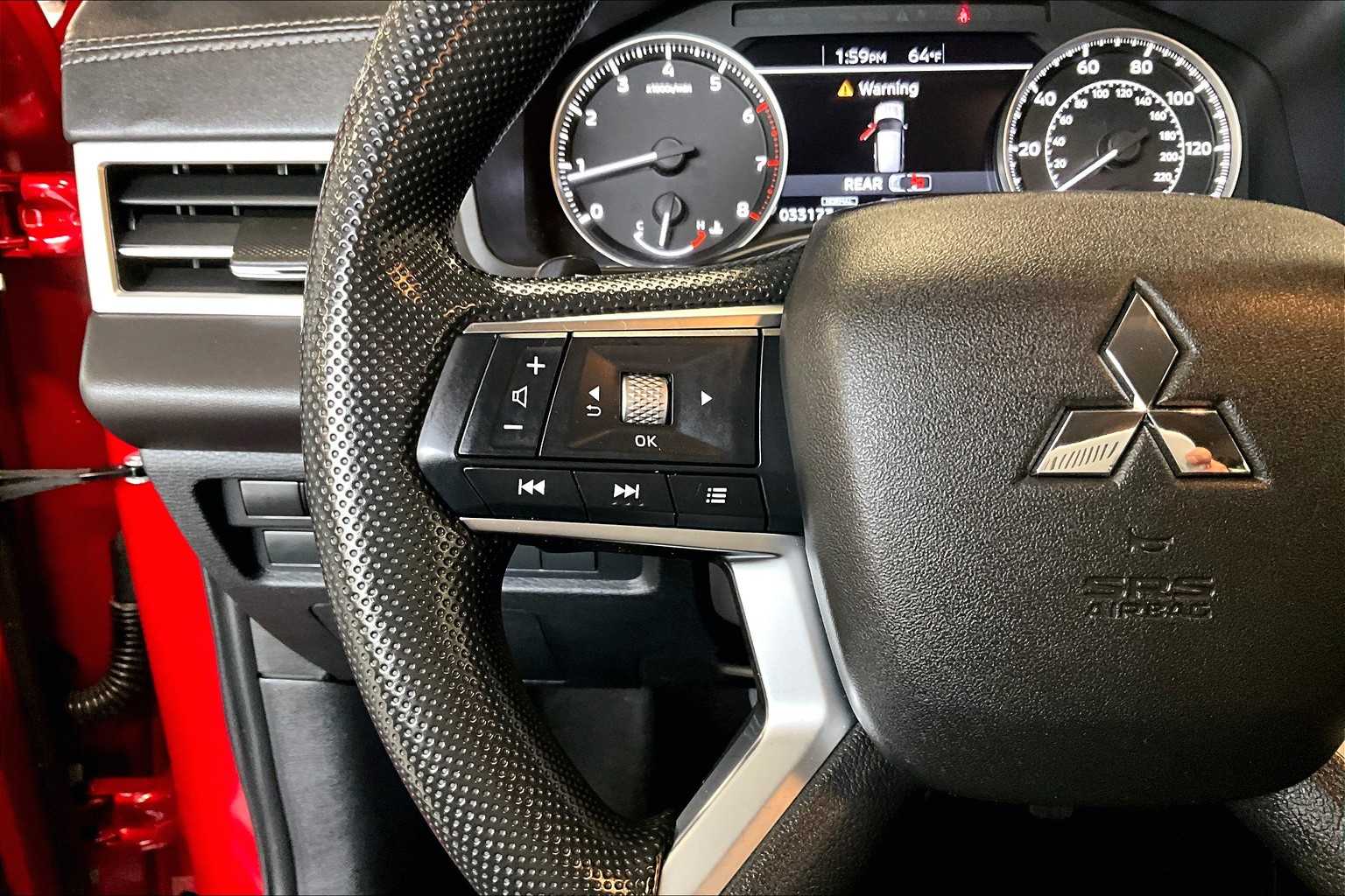 2022 Mitsubishi Outlander ES - Photo 24