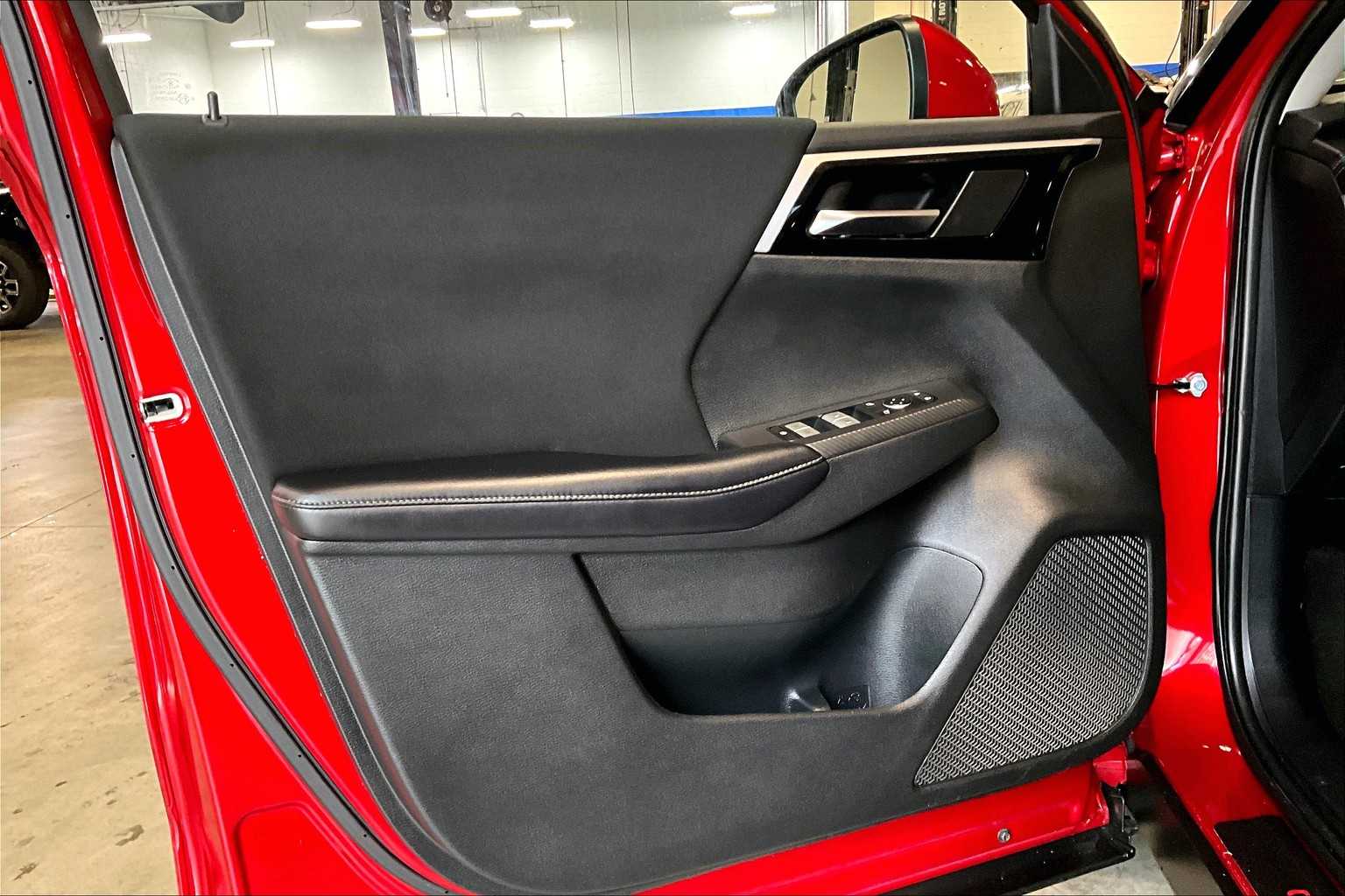 2022 Mitsubishi Outlander ES - Photo 9