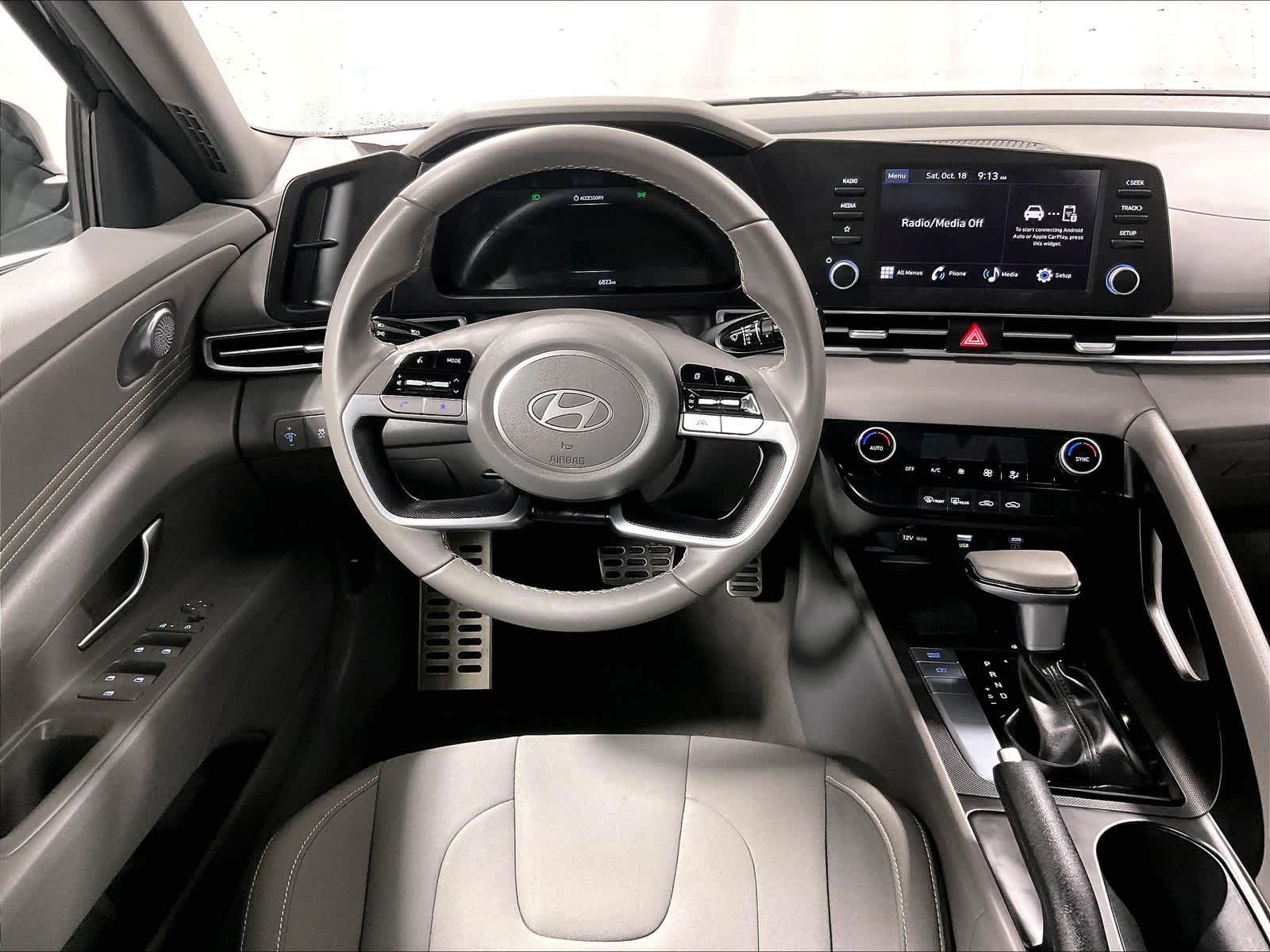 2025 Hyundai Elantra SEL Sport - Photo 17