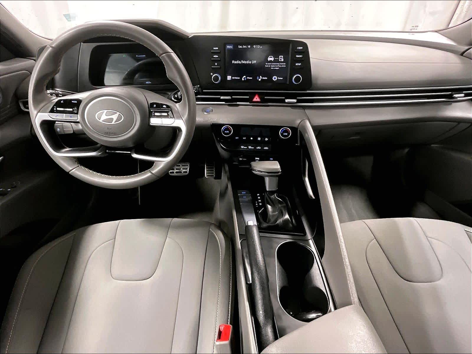 2025 Hyundai Elantra SEL Sport - Photo 21