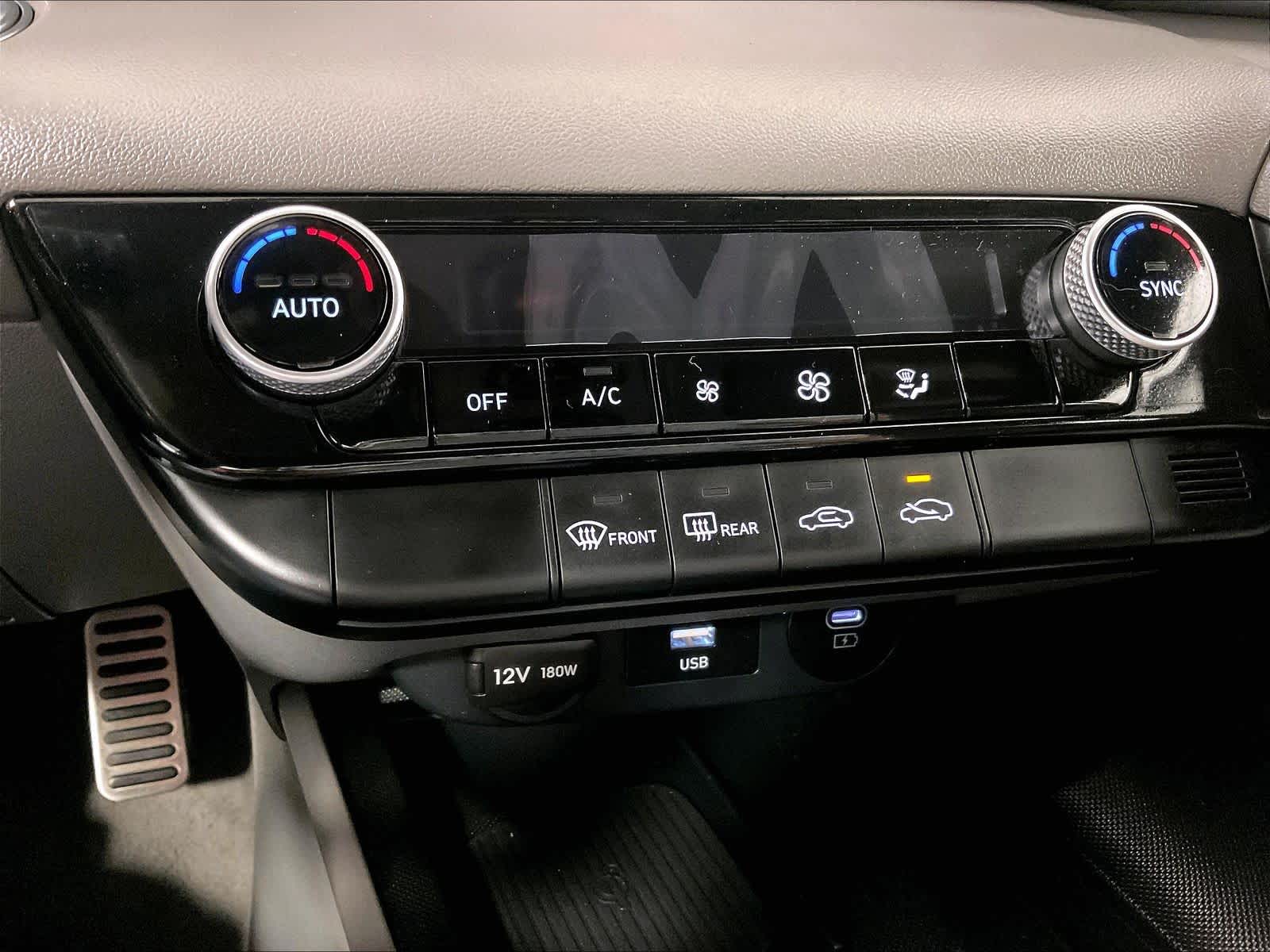 2025 Hyundai Elantra SEL Sport - Photo 25