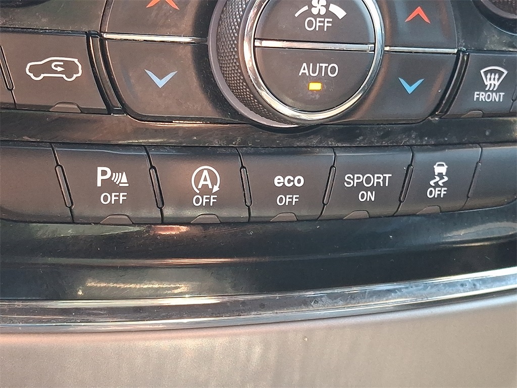 2020 Jeep Grand Cherokee Altitude - Photo 24