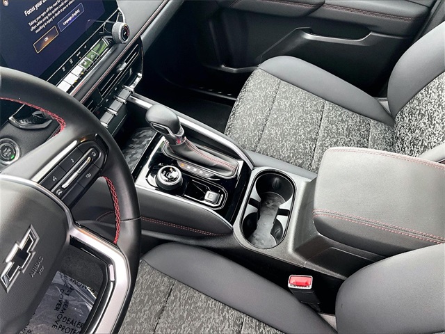 2024 Chevrolet Colorado Z71 - Photo 15