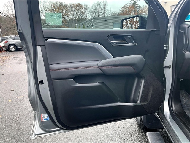 2024 Chevrolet Colorado Z71 - Photo 18