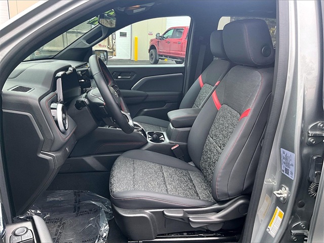 2024 Chevrolet Colorado Z71 - Photo 20