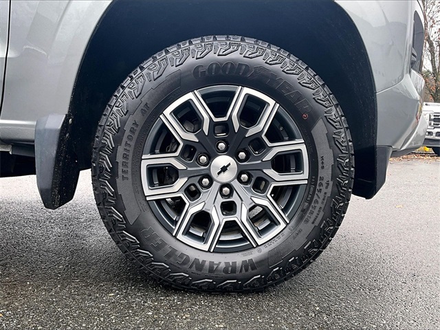 2024 Chevrolet Colorado Z71 - Photo 9