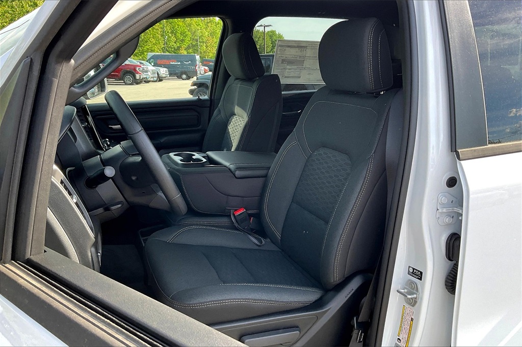 2025 Ram 1500 Tradesman - Photo 11