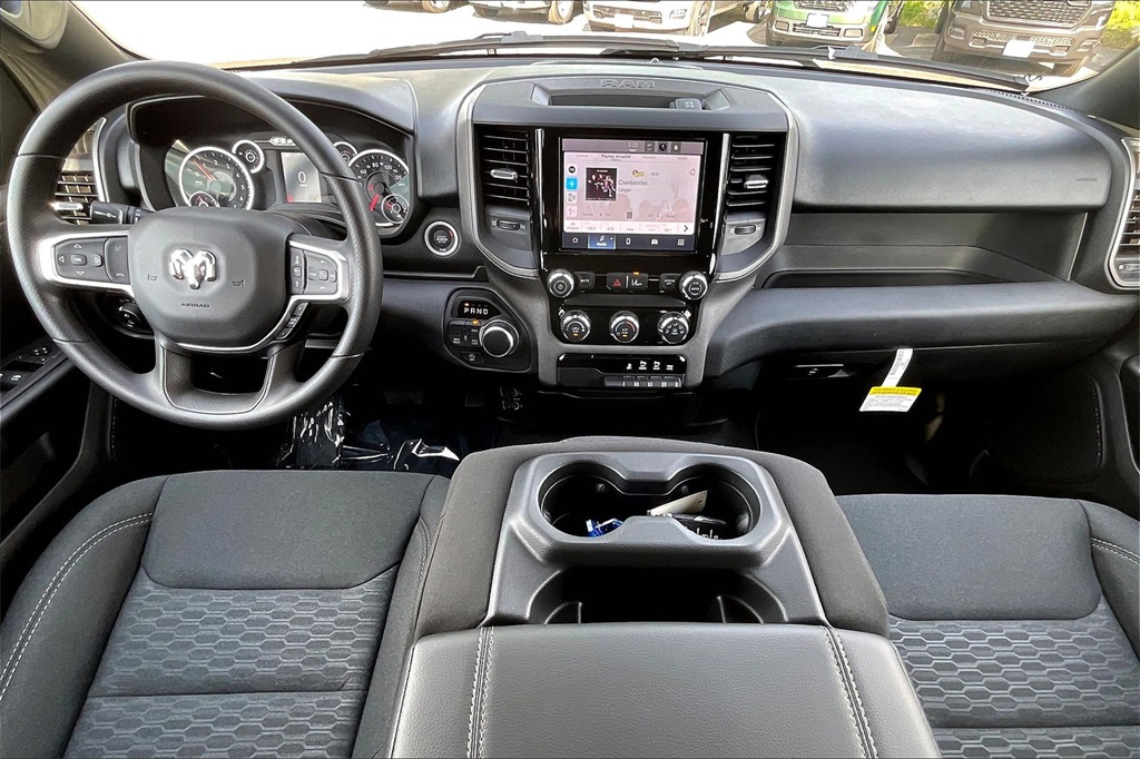 2025 Ram 1500 Tradesman - Photo 12
