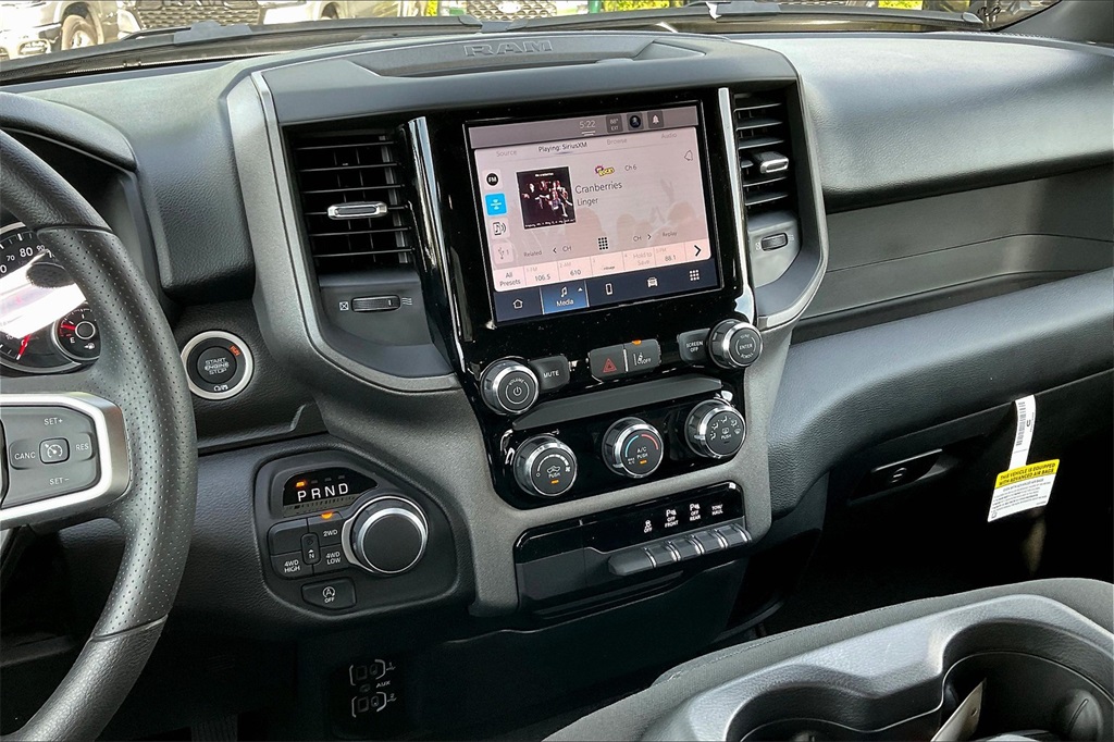2025 Ram 1500 Tradesman - Photo 13