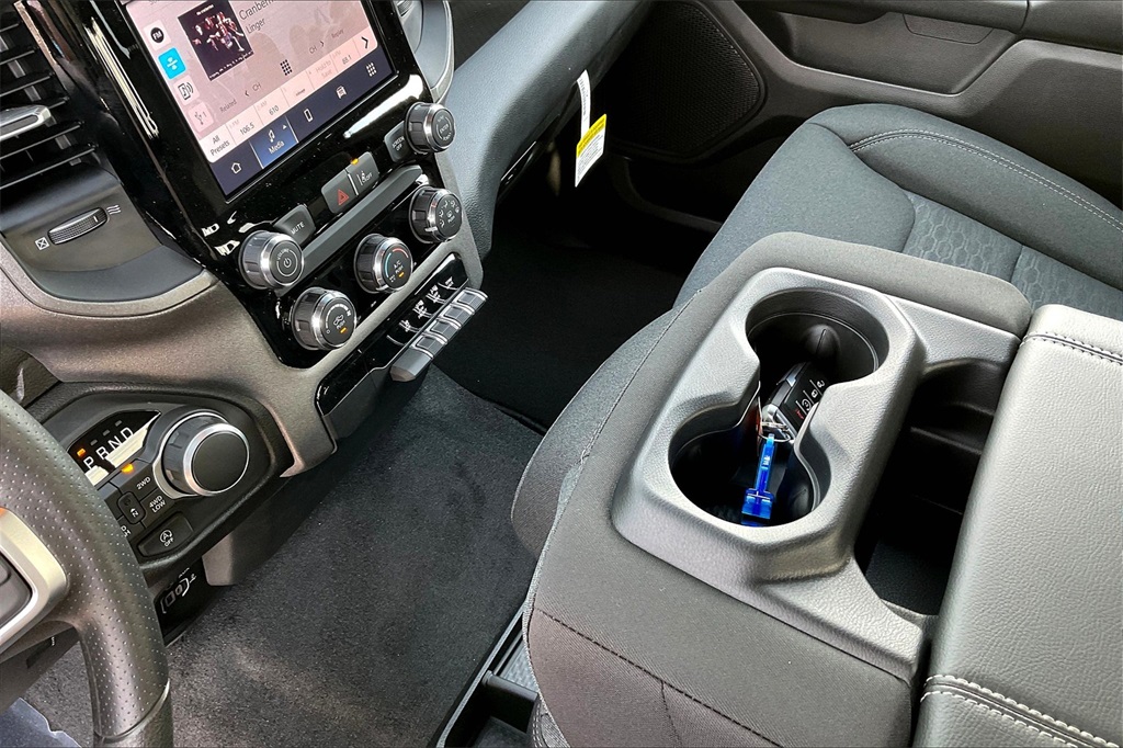 2025 Ram 1500 Tradesman - Photo 14