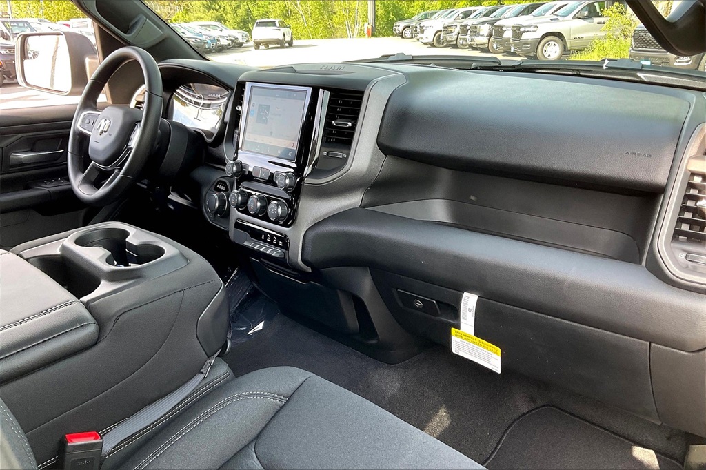 2025 Ram 1500 Tradesman - Photo 10