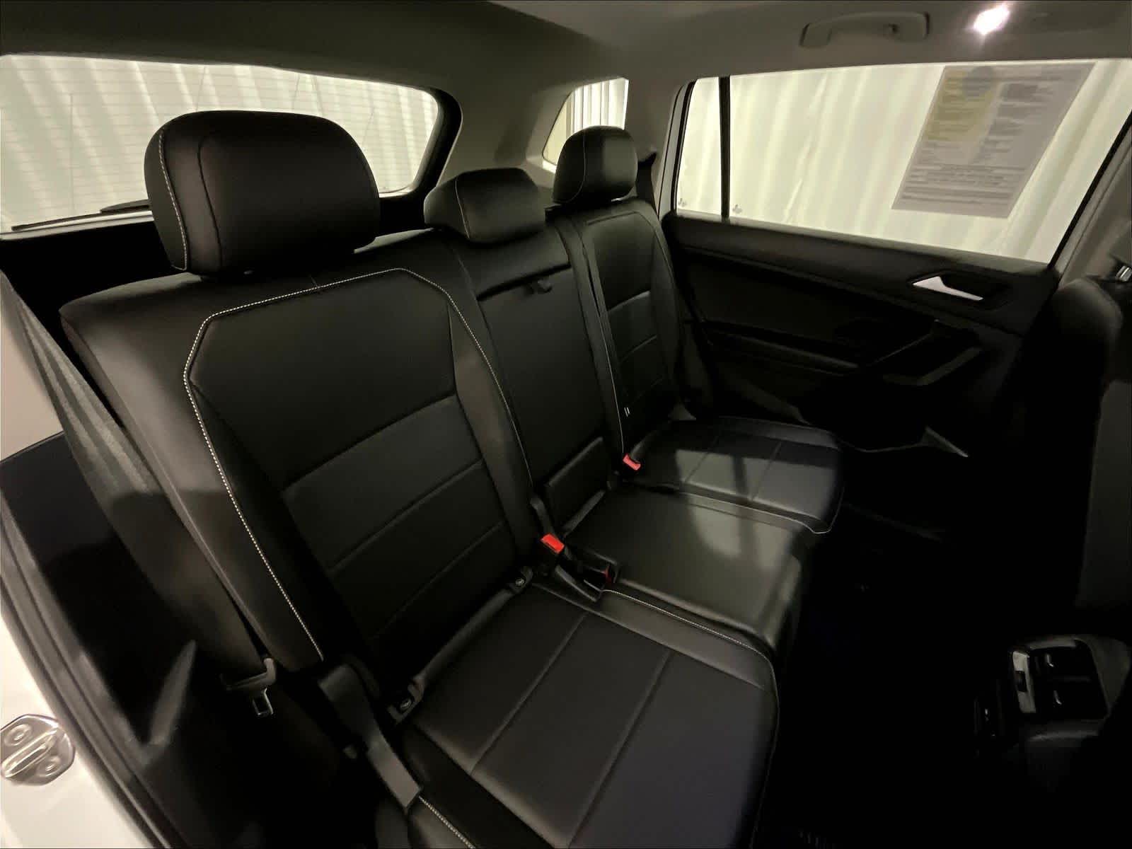 2021 Volkswagen Tiguan SE - Photo 16