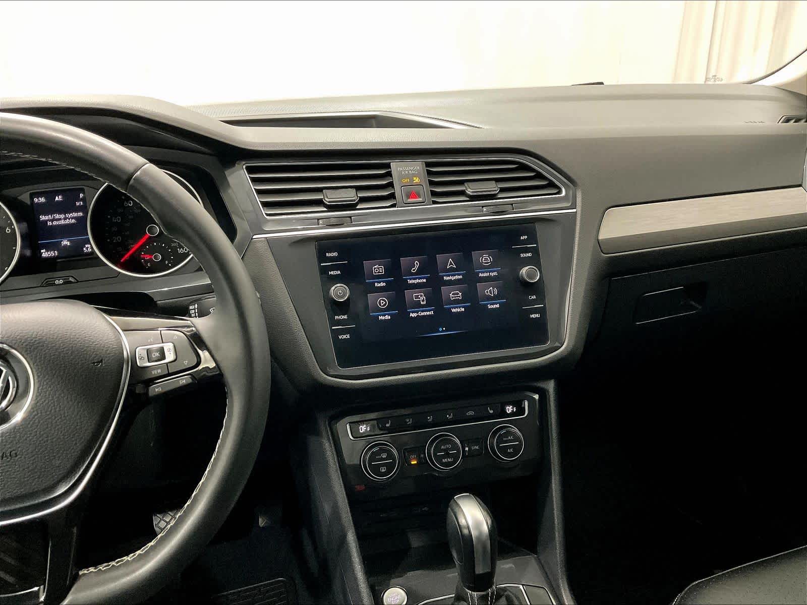 2021 Volkswagen Tiguan SE - Photo 18