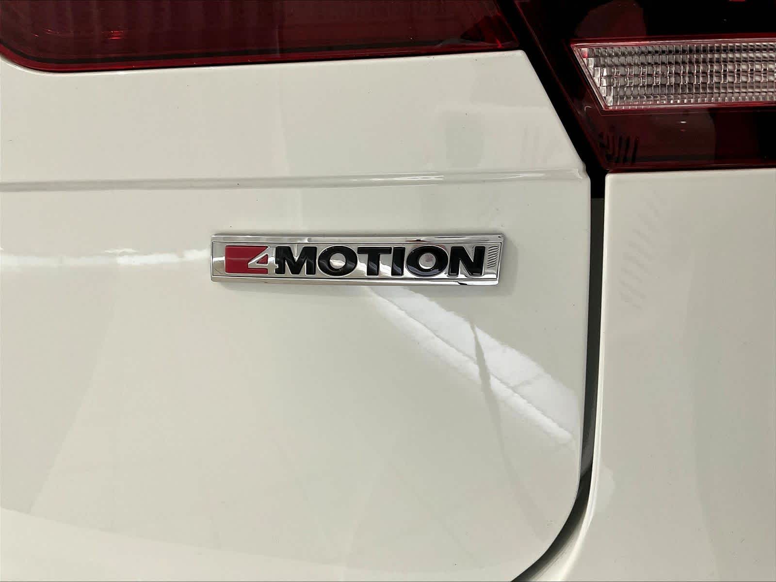 2021 Volkswagen Tiguan SE - Photo 29