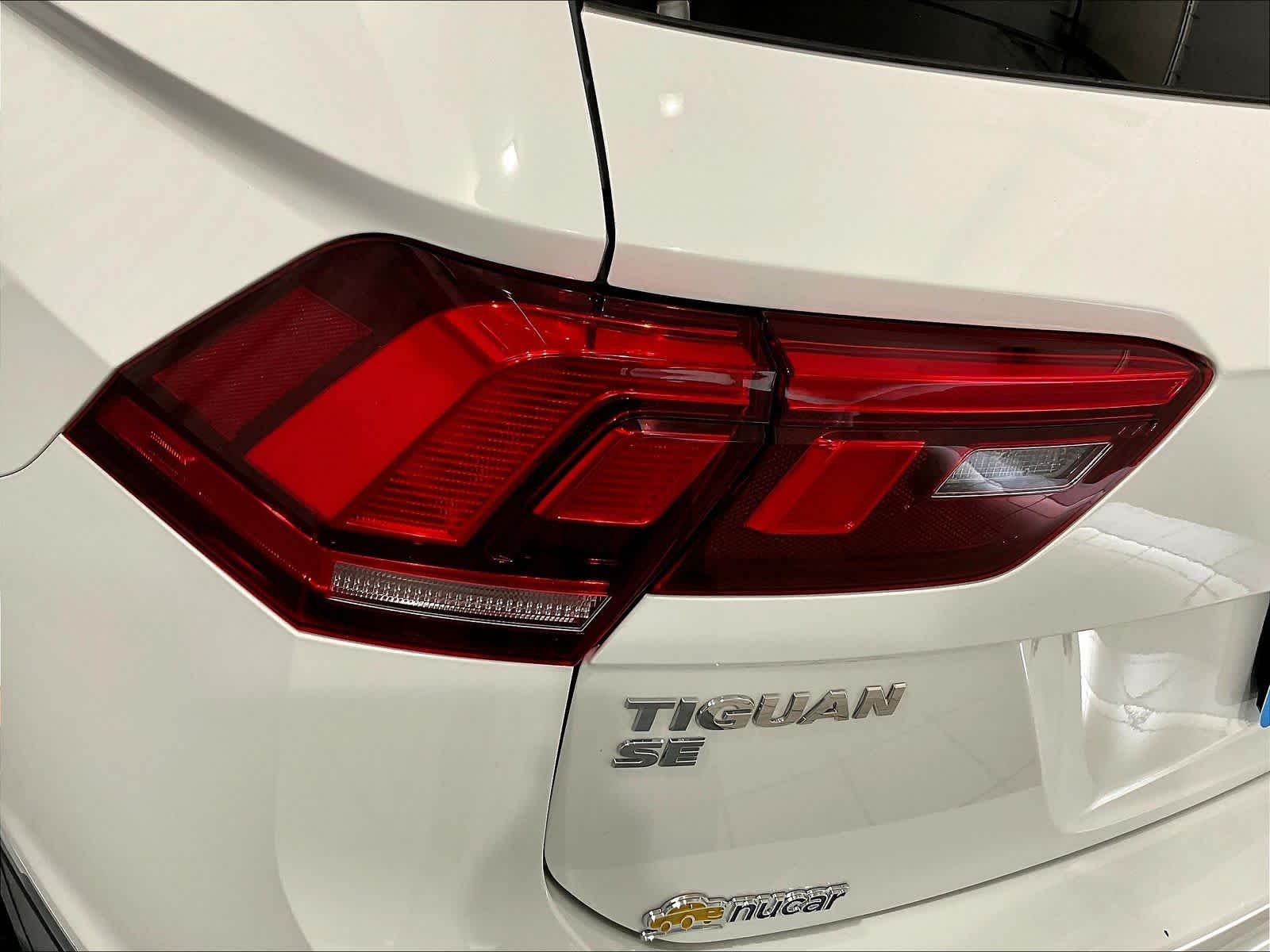 2021 Volkswagen Tiguan SE - Photo 34