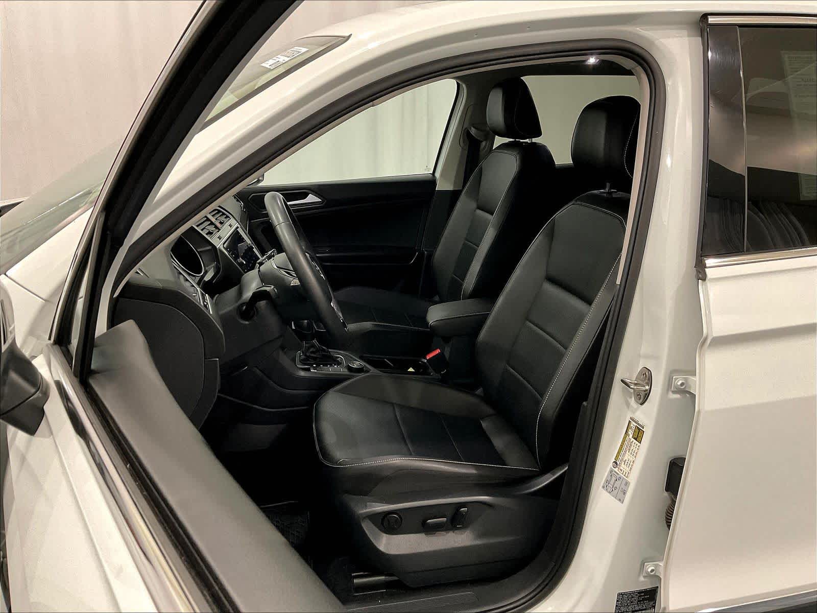 2021 Volkswagen Tiguan SE - Photo 10