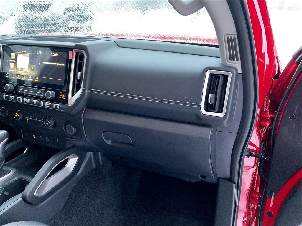 2025 Nissan Frontier SV - Photo 12