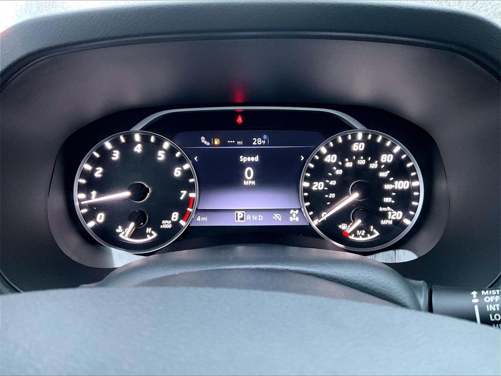 2025 Nissan Frontier SV - Photo 14