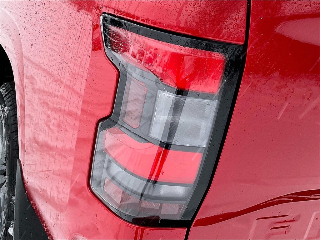 2025 Nissan Frontier SV - Photo 31