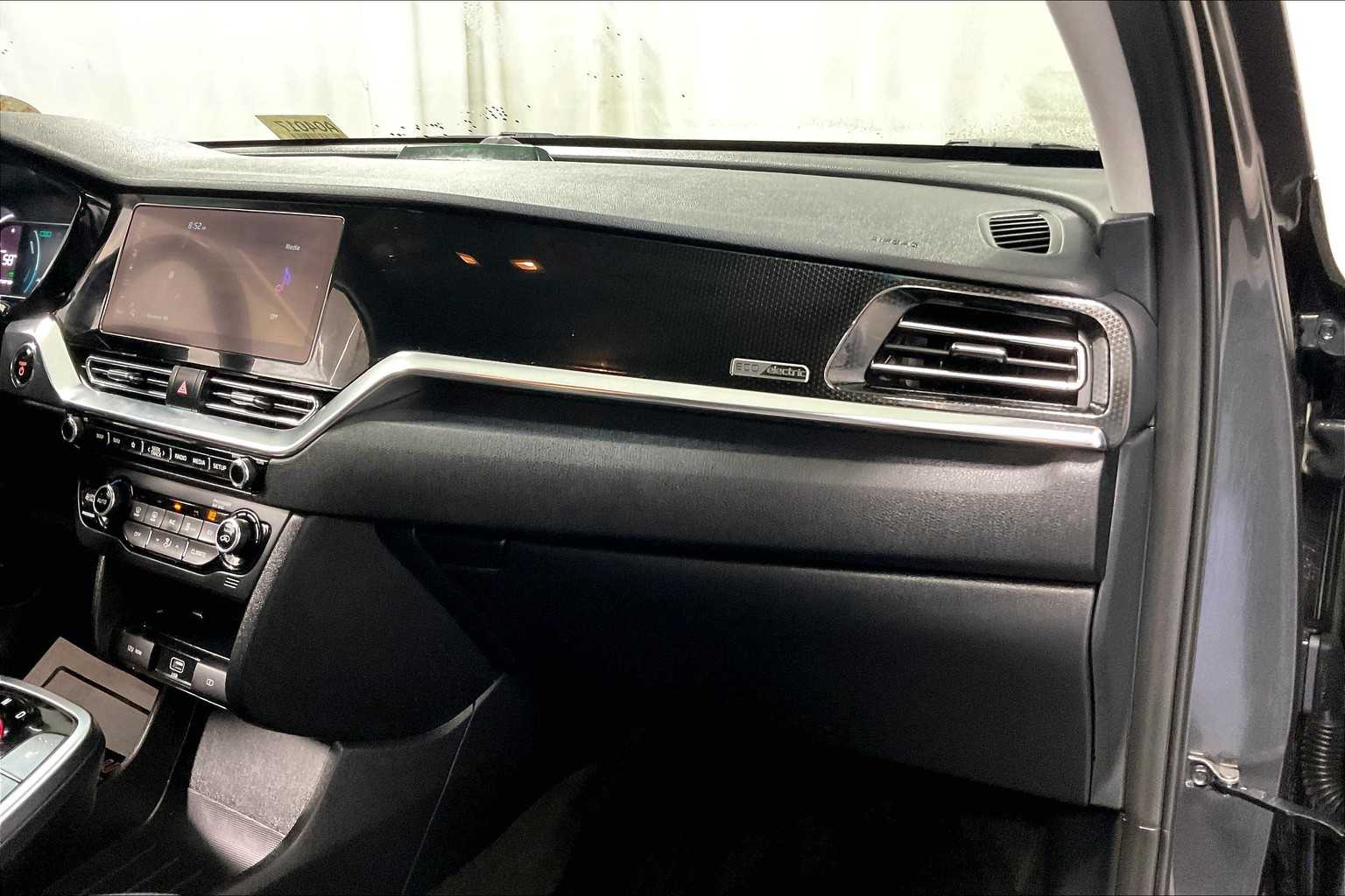 2022 Kia Niro EV EX - Photo 13
