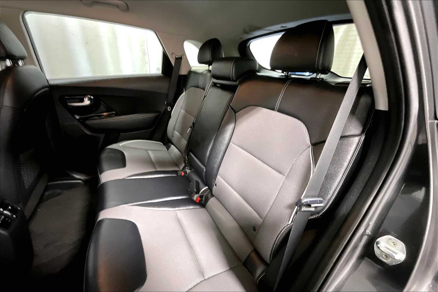2022 Kia Niro EV EX - Photo 15