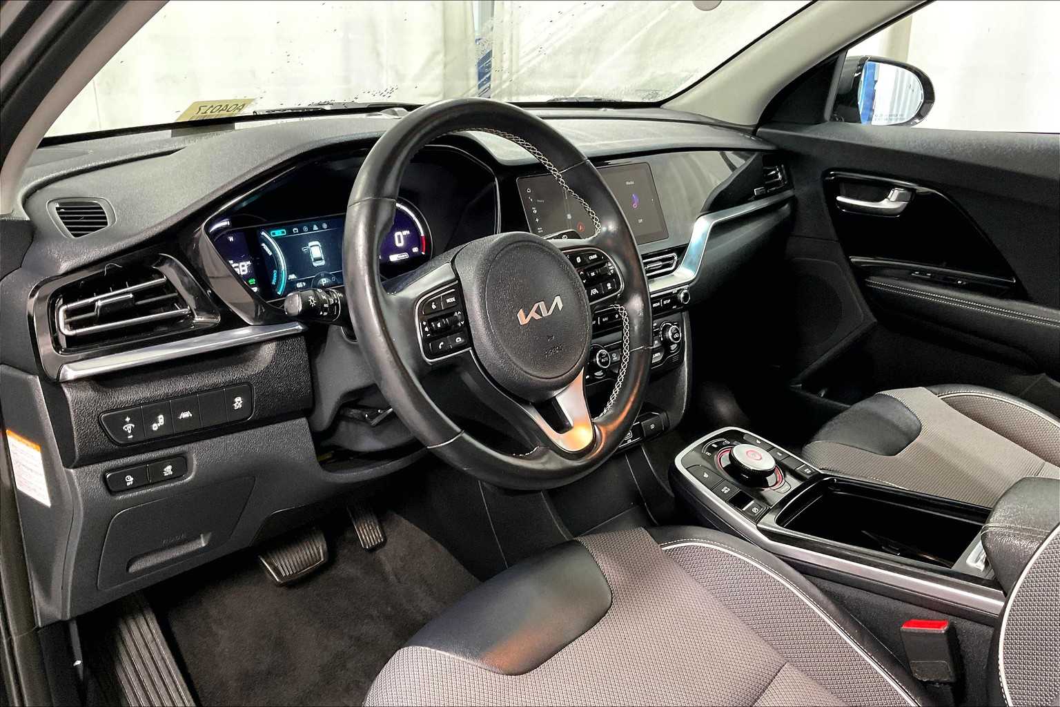 2022 Kia Niro EV EX - Photo 8