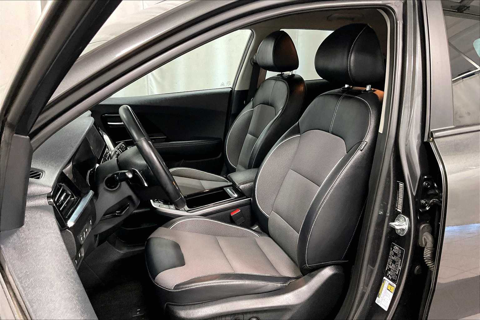 2022 Kia Niro EV EX - Photo 10