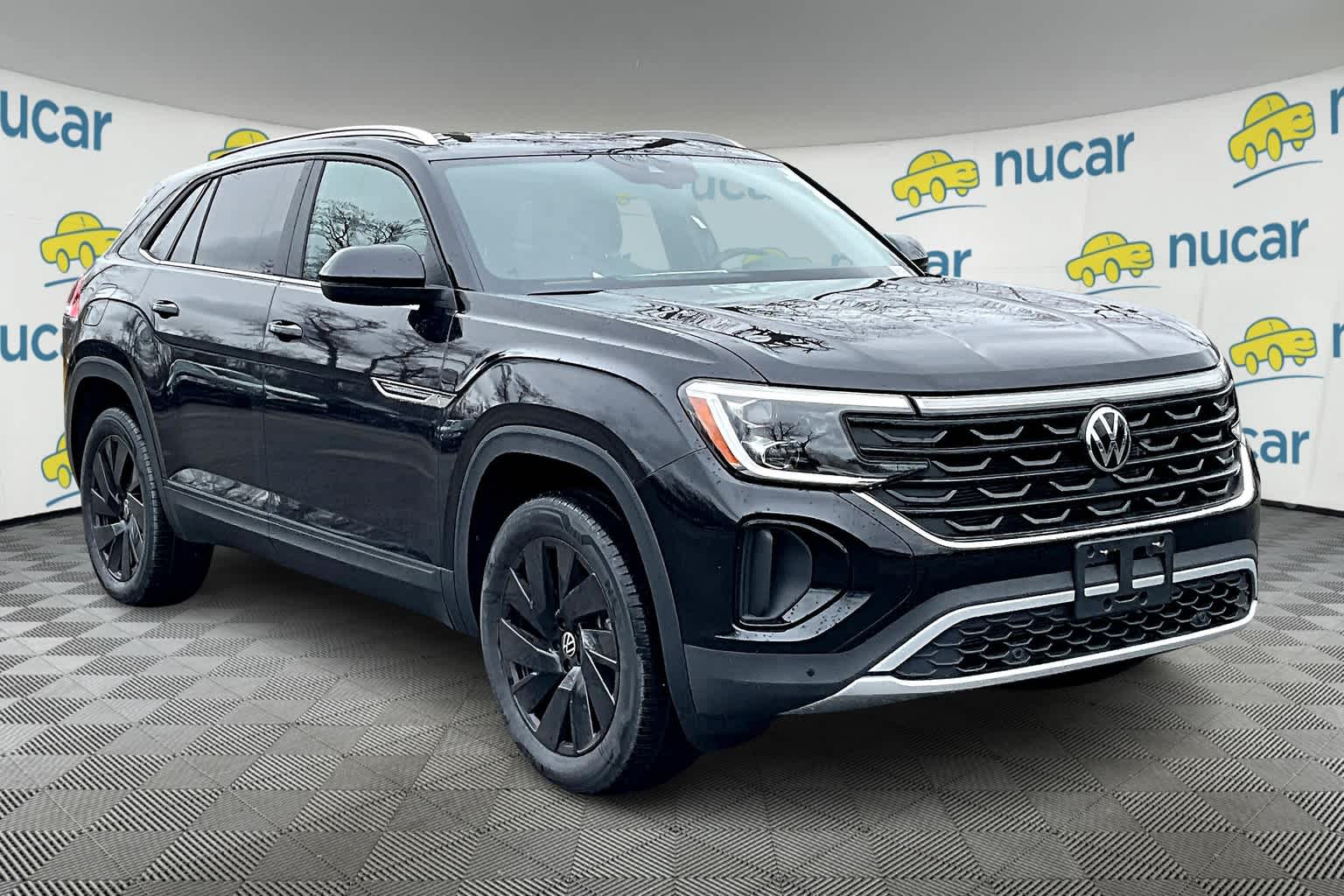 2025 Volkswagen Atlas Cross Sport 2.0T SE w/Technology