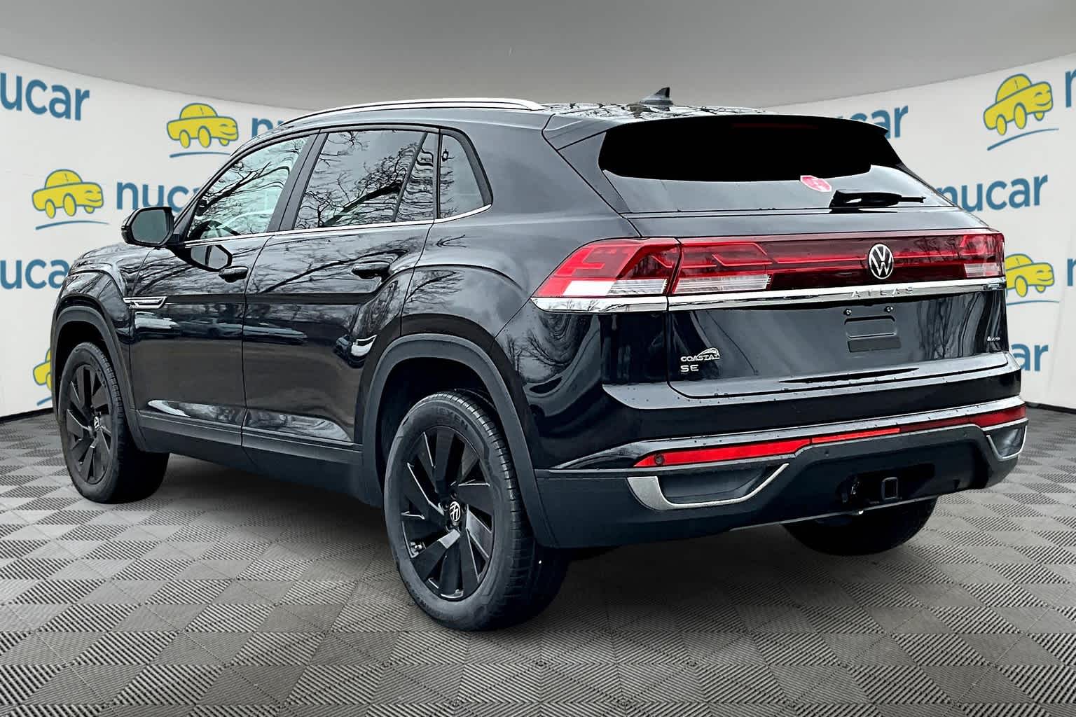 2025 Volkswagen Atlas Cross Sport 2.0T SE w/Technology - Photo 5