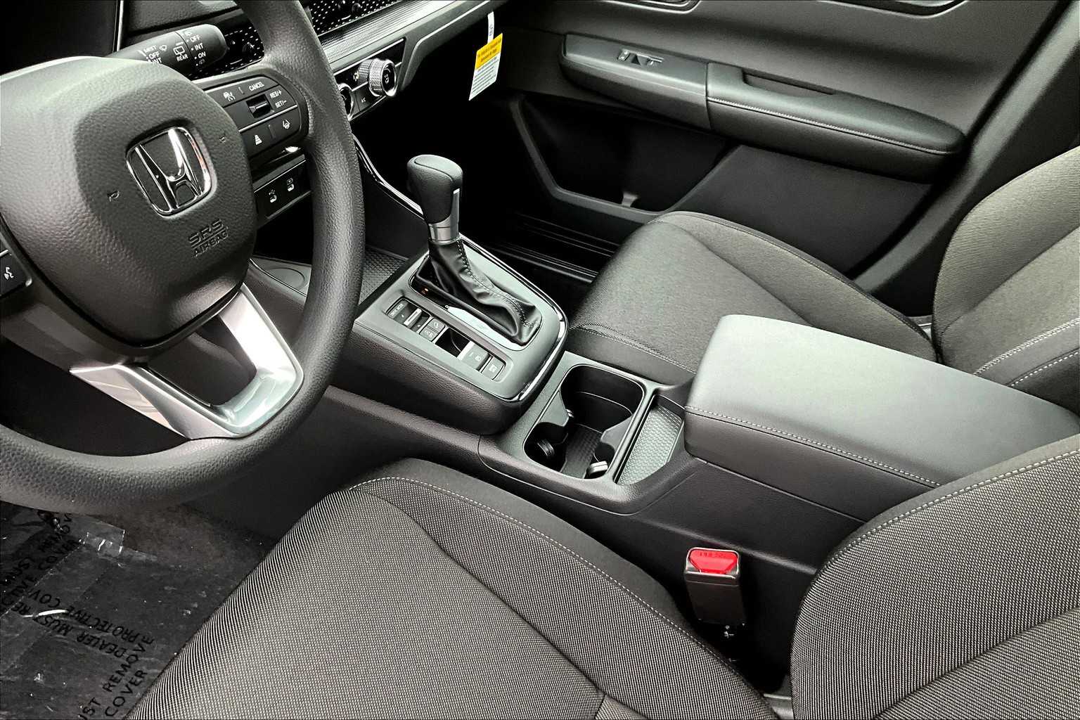 2026 Honda CR-V LX - Photo 14