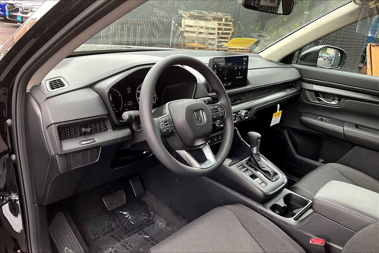 2026 Honda CR-V LX - Photo 9