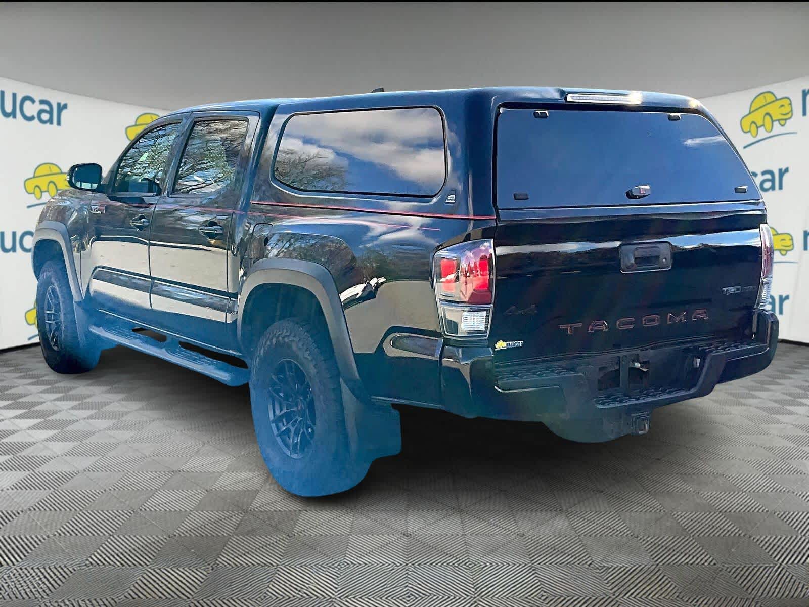 2020 Toyota Tacoma TRD Pro - Photo 4