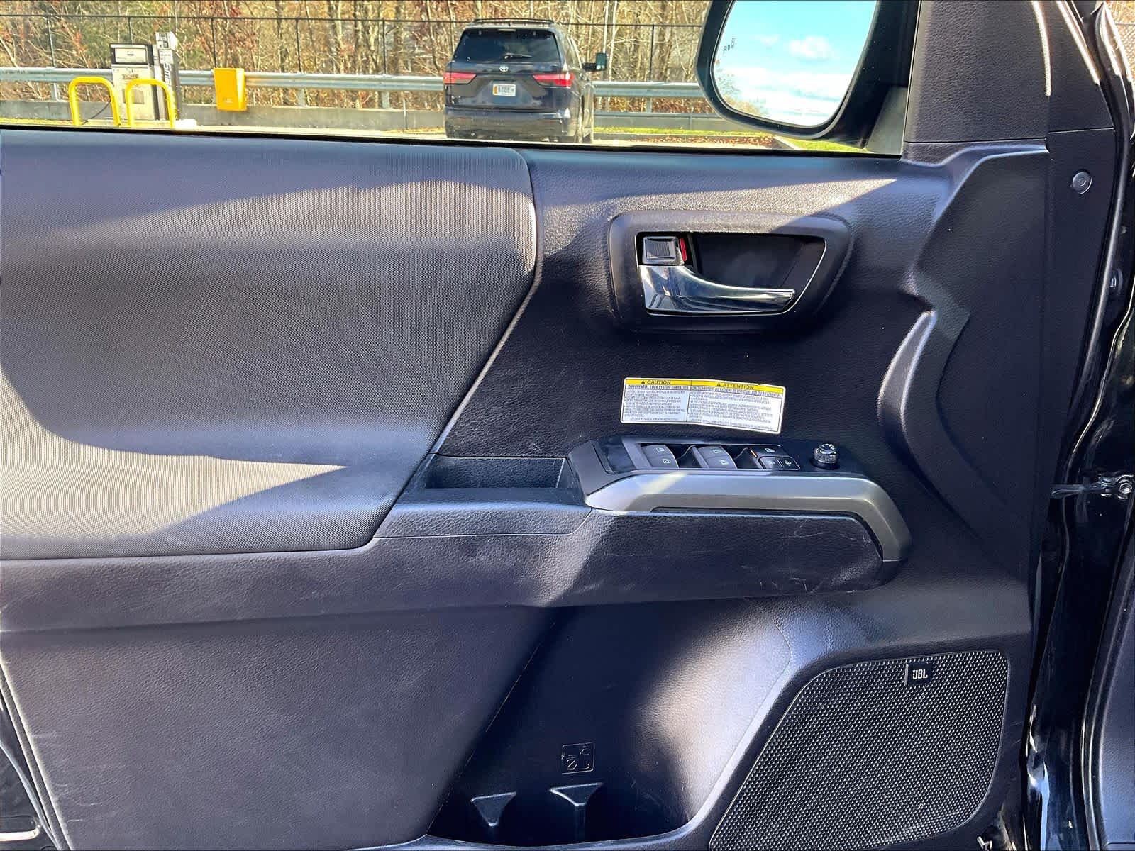 2020 Toyota Tacoma TRD Pro - Photo 9